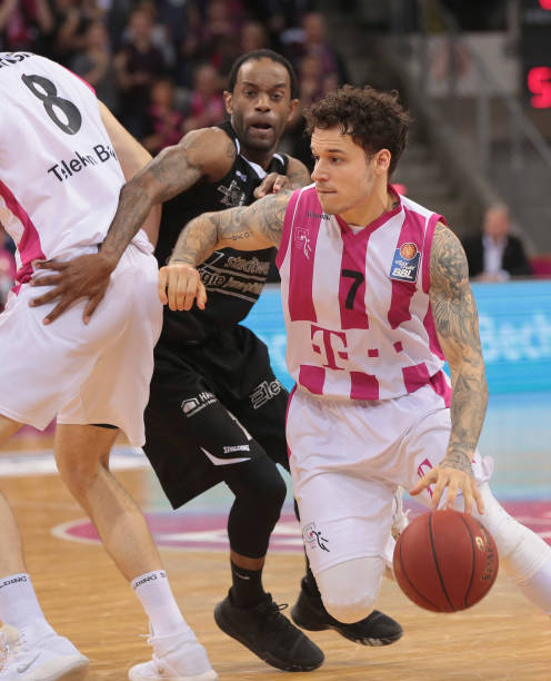 低谷到巅峰 低谷到巅峰