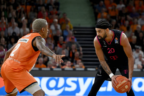 财阀纳赛尔 财阀纳赛尔